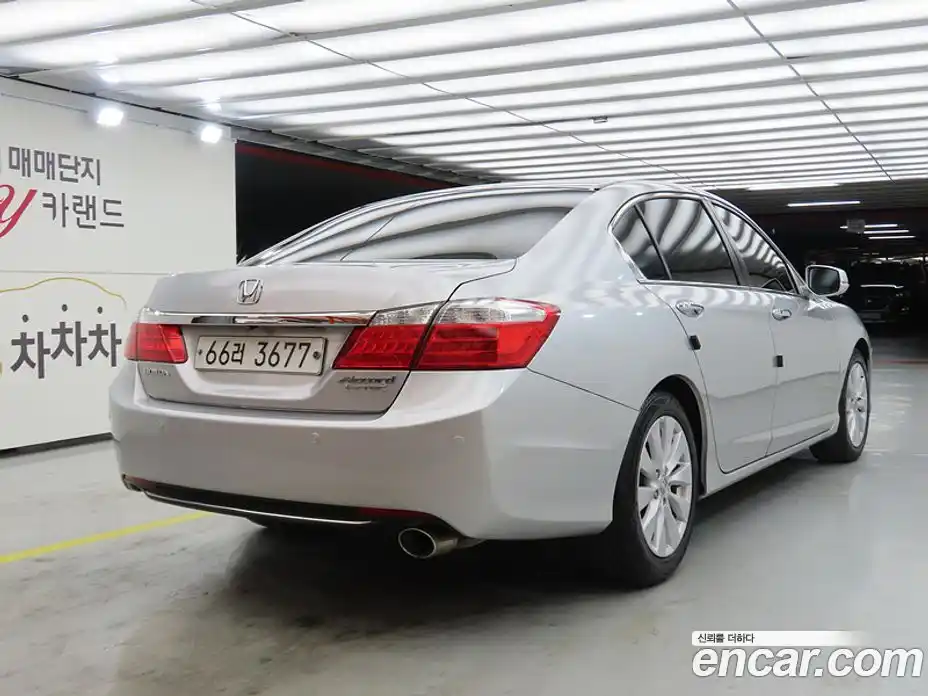 Honda Accord 2014 2.4 автомат (гидро), фото 4