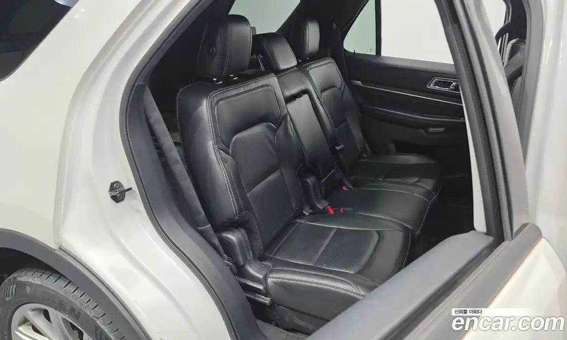 Ford Explorer 2017 2.3 автомат (гидро), фото 11