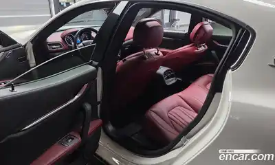 Maserati Ghibli 2017 3.0 гидро, миниатюра 11