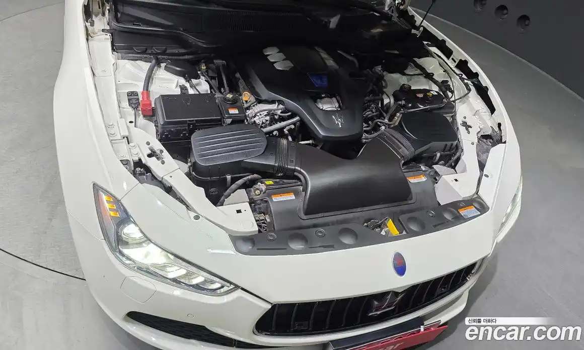 Maserati Ghibli 2017 3.0 гидро, фото 6