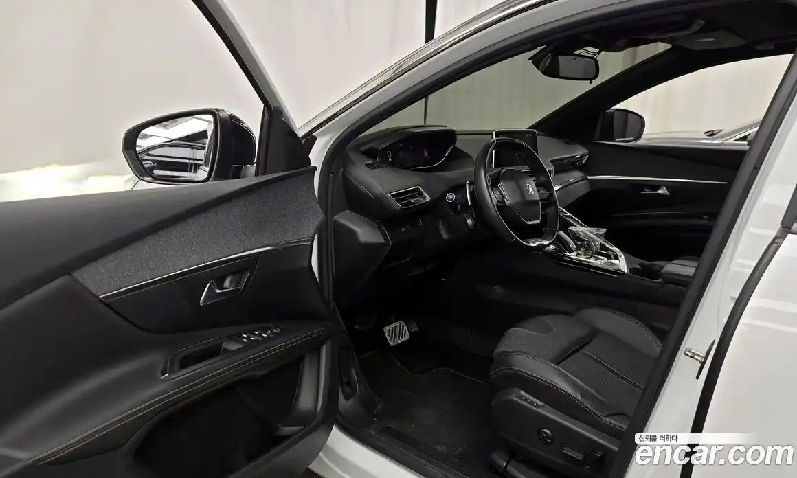 Peugeot 3008 2020 1.5 автомат (гидро), фото 13
