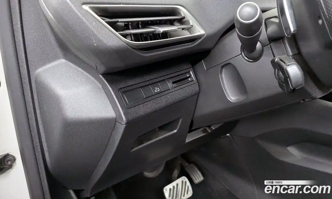 Peugeot 3008 2020 1.5 автомат (гидро), фото 29