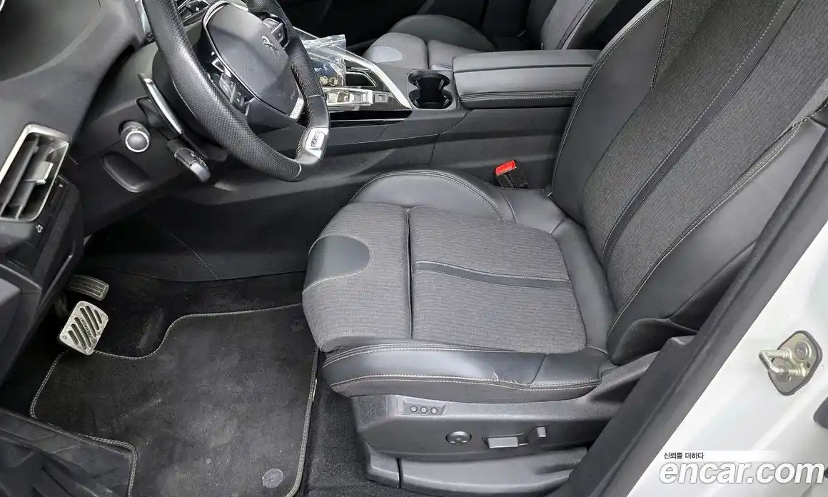 Peugeot 3008 2020 1.5 автомат (гидро), фото 31