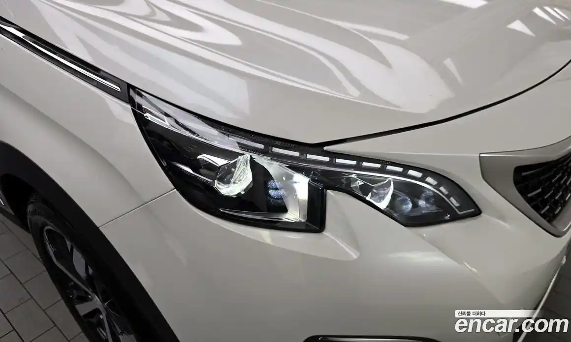 Peugeot 3008 2020 1.5 автомат (гидро), фото 8