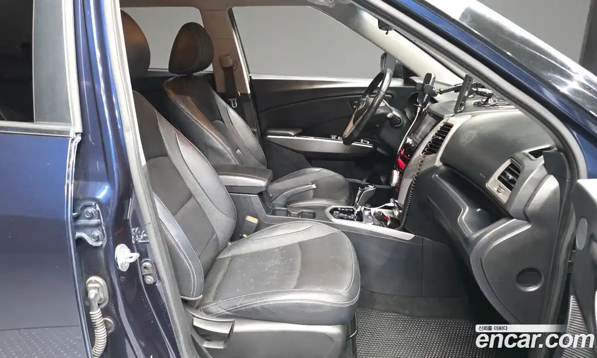 SsangYong TIBOLI 2015 1.6 автомат (гидро), фото 11