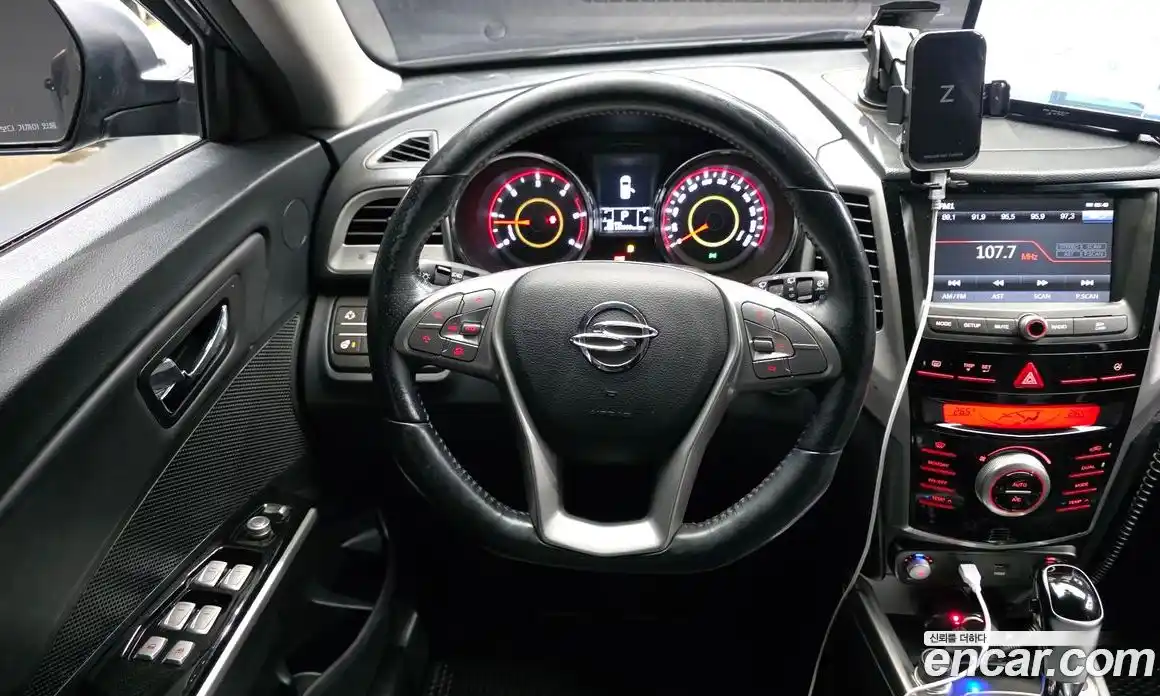 SsangYong TIBOLI 2015 1.6 автомат (гидро), фото 13