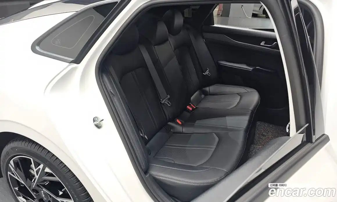 Kia K5 (Optima) 2025 2.0 автомат (гидро), фото 10