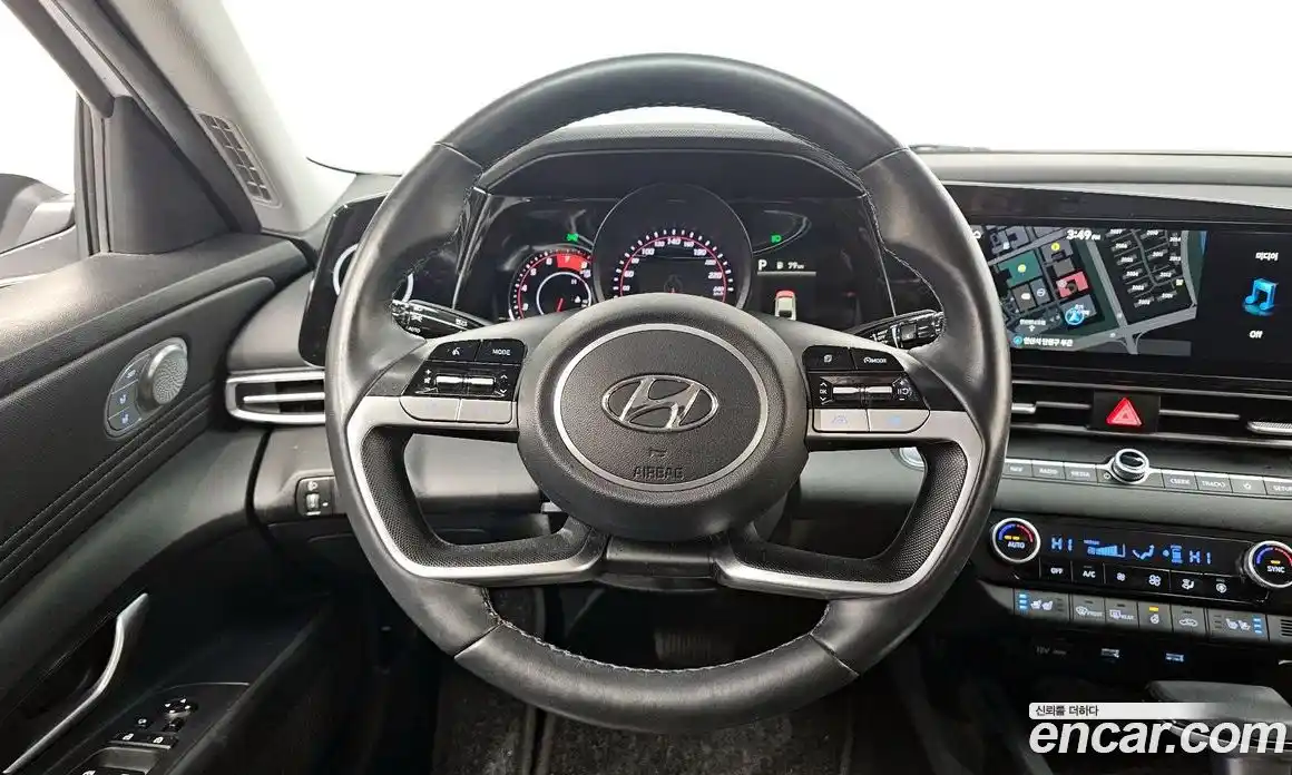 Hyundai Avante 2022 1.6 автомат (гидро), фото 13