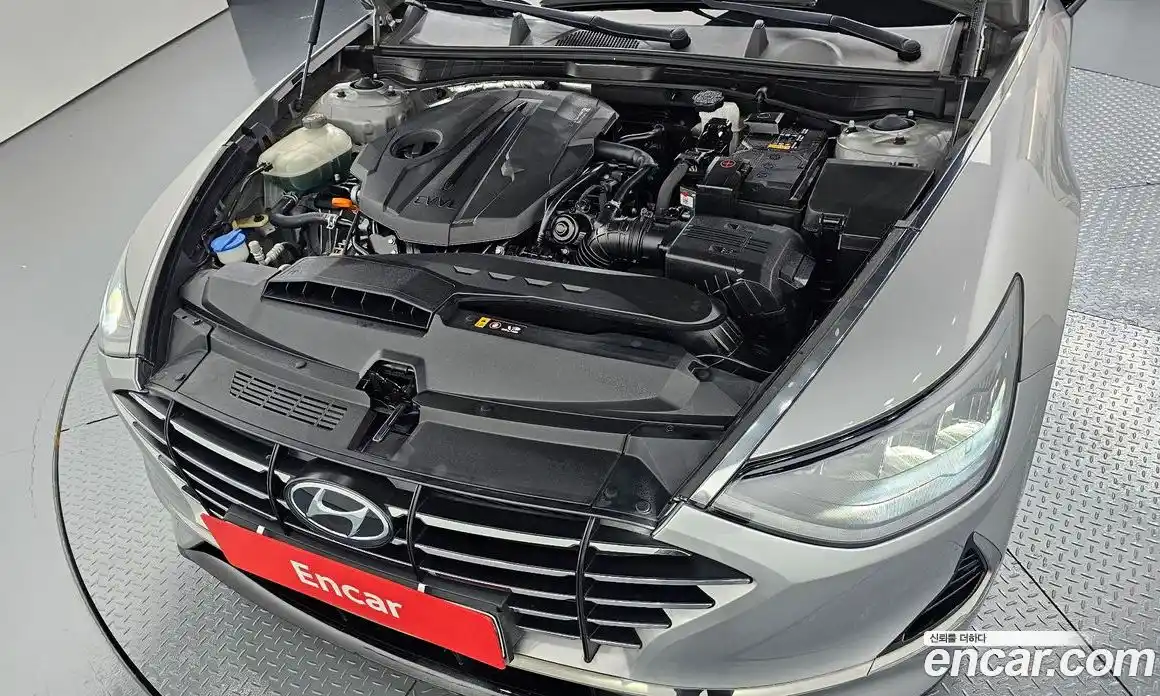 Hyundai Sonata 2019 2.0 автомат (гидро), фото 6