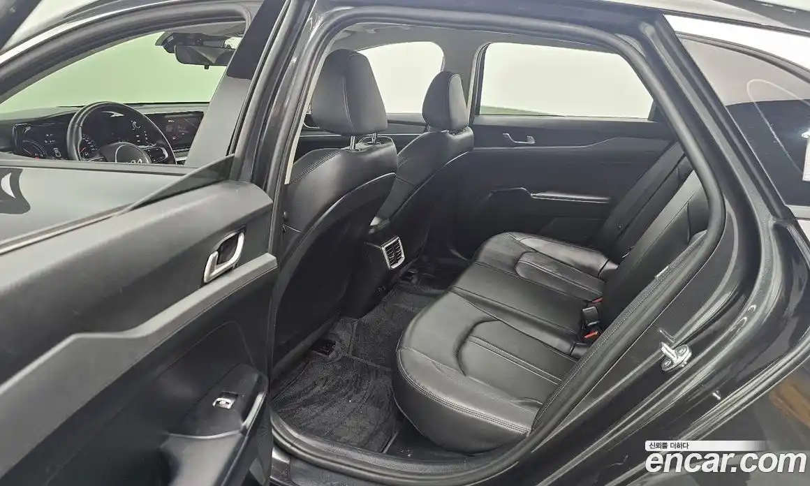 Kia K5 (Optima) 2023 2.0 автомат (гидро), фото 12