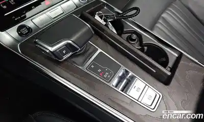 Audi A6 2022 2.0 автомат (гидро), миниатюра 9