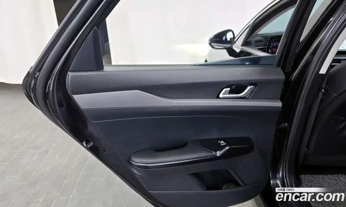 Kia K5 (Optima) 2023 2.0 автомат (гидро), фото 15