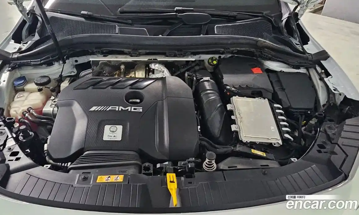 Mercedes-Benz GLA-Class 2023 2.0 гидро, фото 20