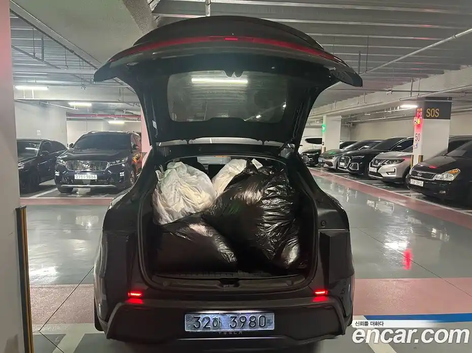 Tesla Model Y 2025 гидро, фото 5