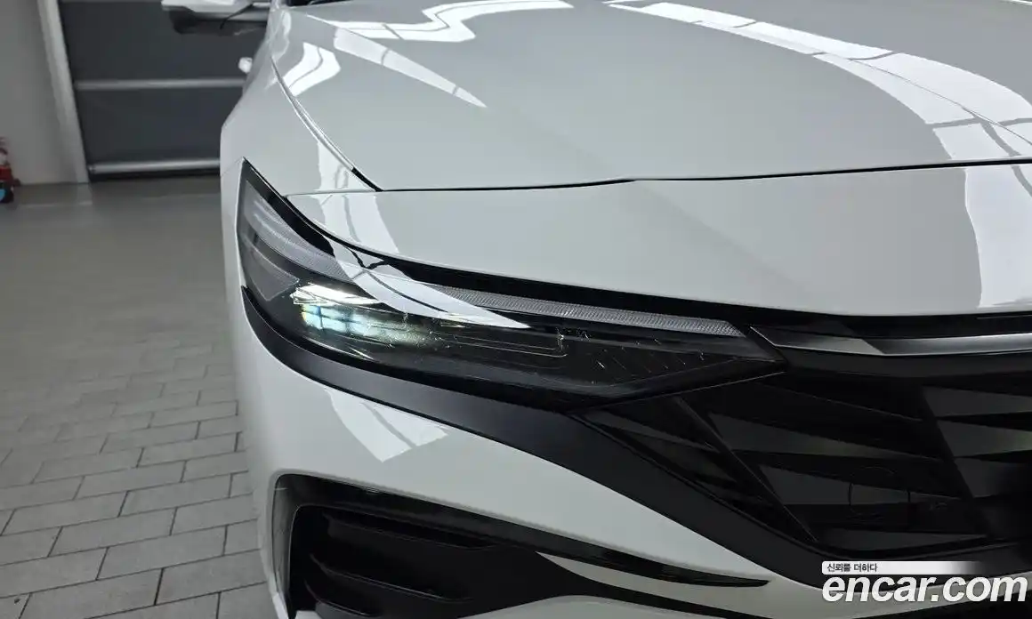 Hyundai Avante 2025 1.6 автомат (гидро), фото 8