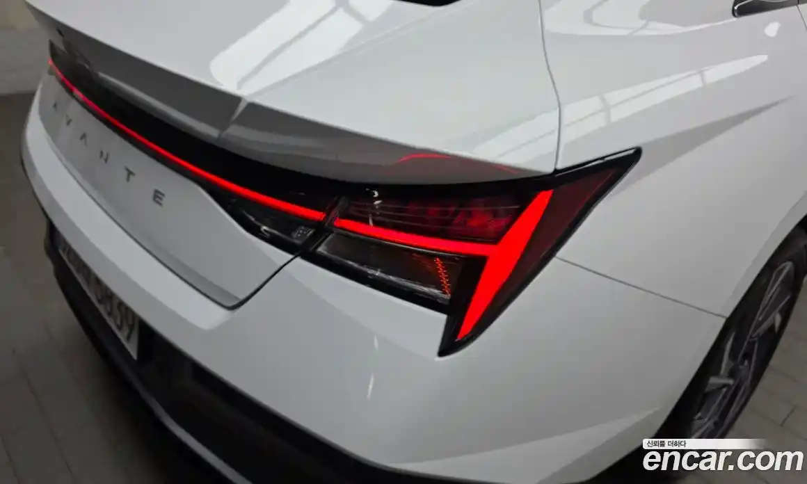 Hyundai Avante 2025 1.6 автомат (гидро), фото 9