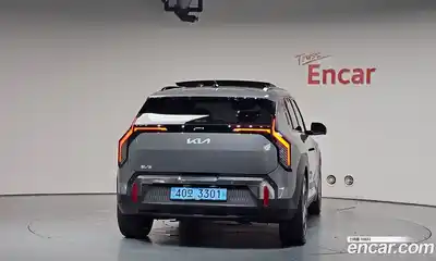 Kia EV3 2024 0.2 автомат (гидро), миниатюра 3
