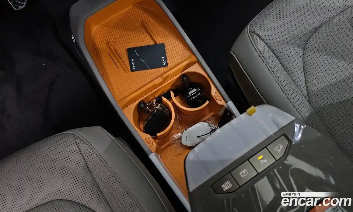 Kia EV3 2024 0.2 автомат (гидро), фото 31