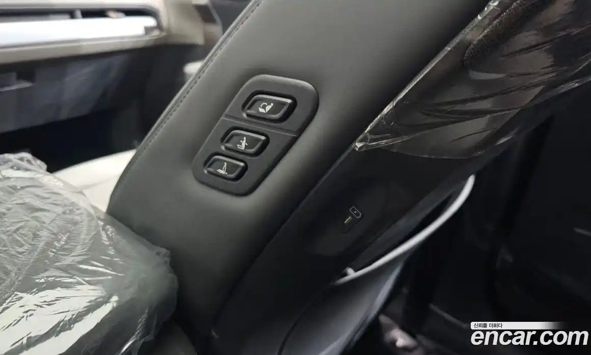 Kia EV3 2024 0.2 автомат (гидро), фото 35