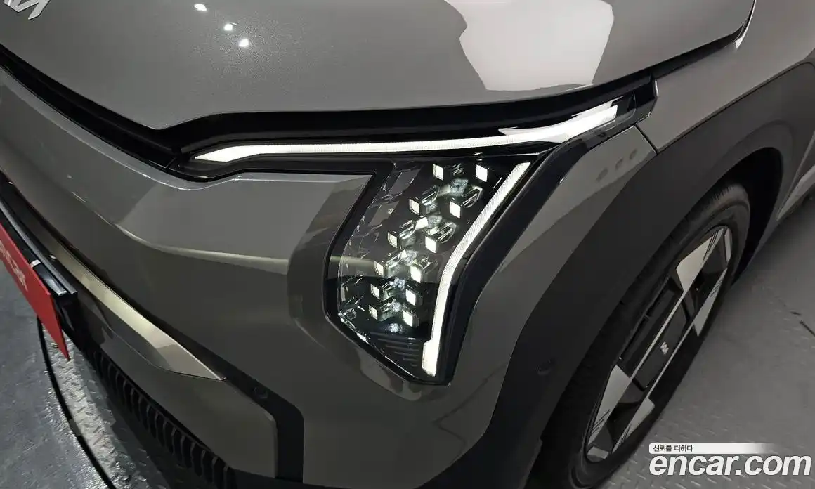 Kia EV3 2024 0.2 автомат (гидро), фото 7