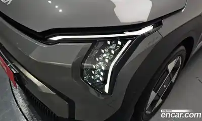 Kia EV3 2024 0.2 автомат (гидро), миниатюра 7