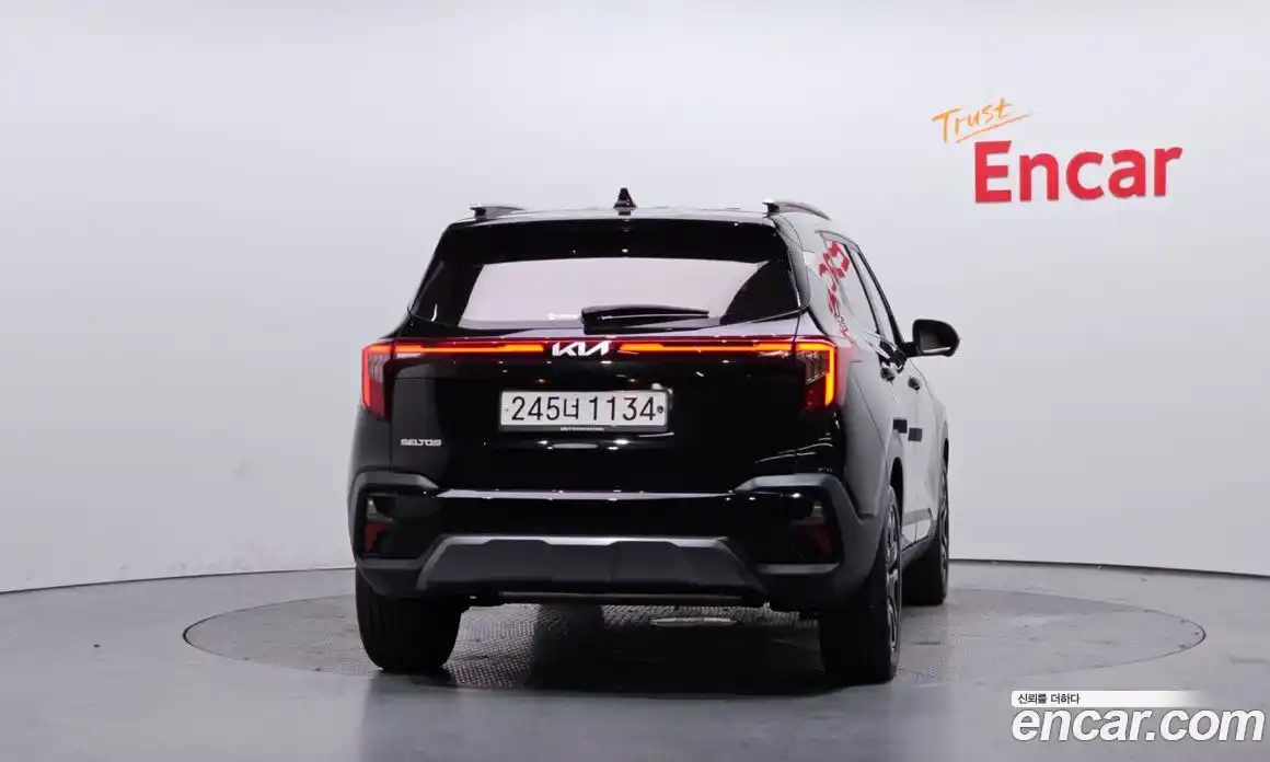Kia Seltos 2022 1.6 автомат (гидро), фото 4