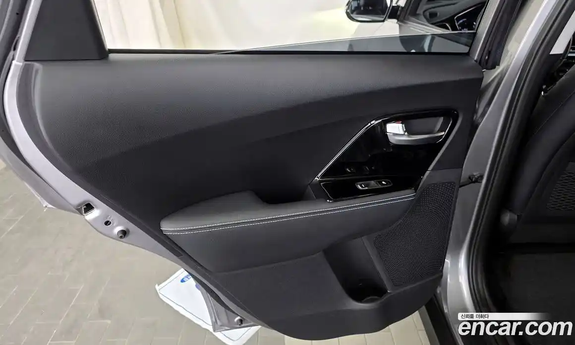 Kia Niro 2021 0.2 автомат (гидро), фото 15