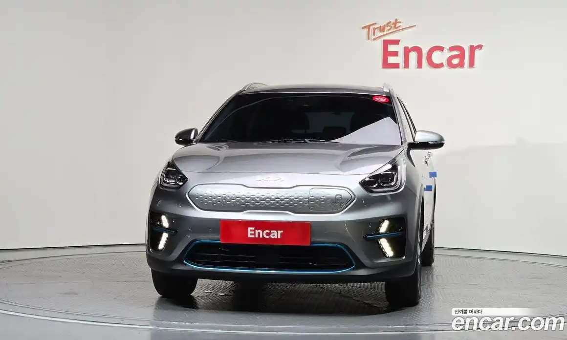 Kia Niro 2021 0.2 автомат (гидро), фото 3