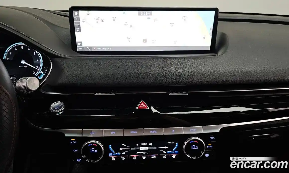 Genesis G80 2023 2.5 автомат (гидро), фото 19