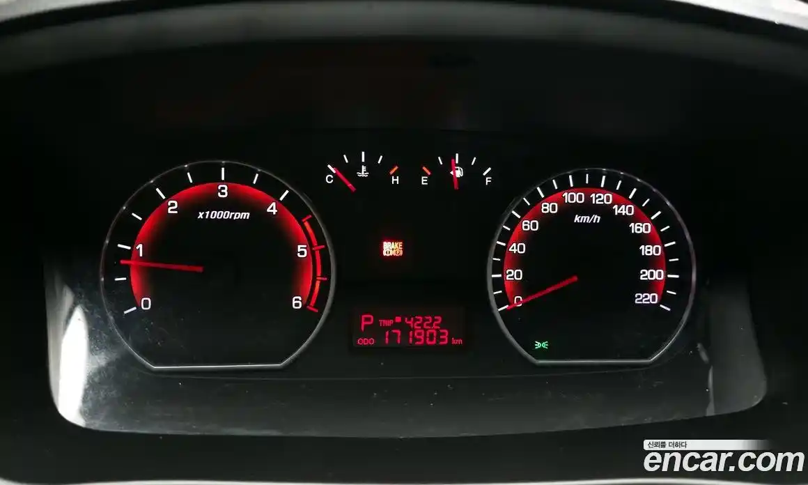 SsangYong Korando 2014 2.0 автомат (гидро), фото 11