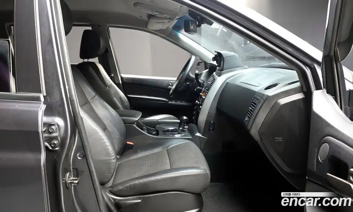 SsangYong Korando 2014 2.0 автомат (гидро), фото 17