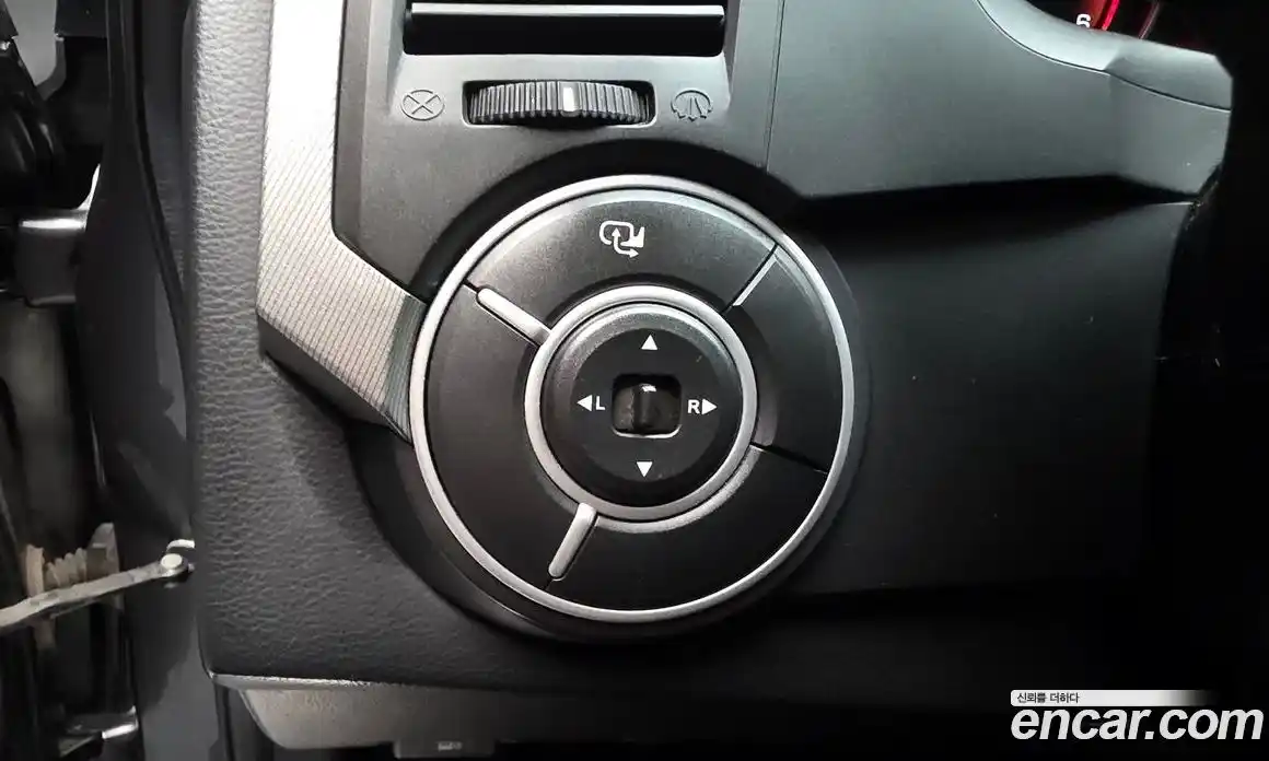 SsangYong Korando 2014 2.0 автомат (гидро), фото 25