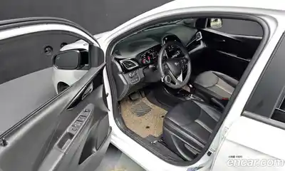 Chevrolet Spark 2022 1.0 автомат (гидро), миниатюра 10