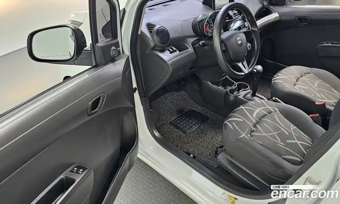 Chevrolet Spark 2014 1.0 автомат (гидро), фото 13