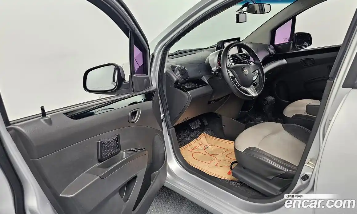 Chevrolet Spark 2012 1.0 автомат (гидро), фото 10