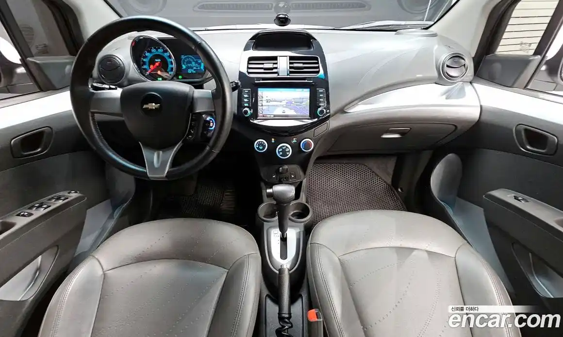 Chevrolet Spark 2014 1.0 автомат (гидро), фото 10