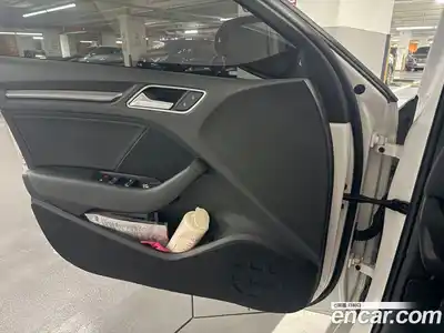 Audi A3 2018 2.0 автомат (гидро), миниатюра 7