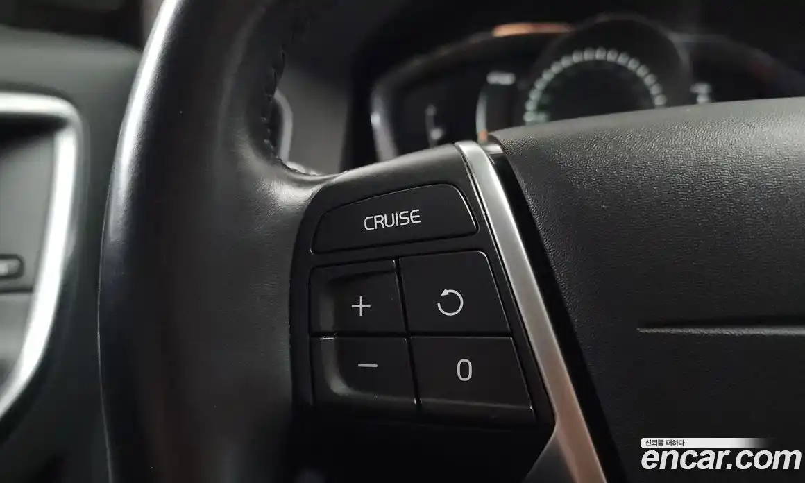 Volvo XC60 2017 2.0 автомат (гидро), фото 14