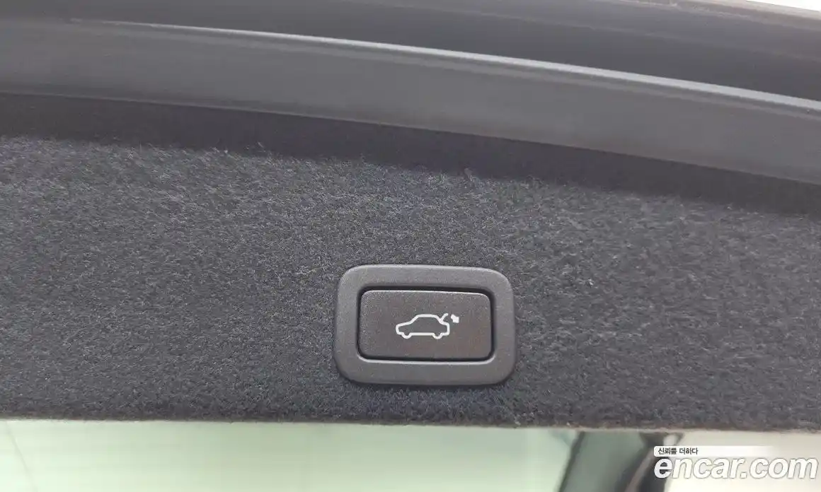 Volvo XC60 2017 2.0 автомат (гидро), фото 16