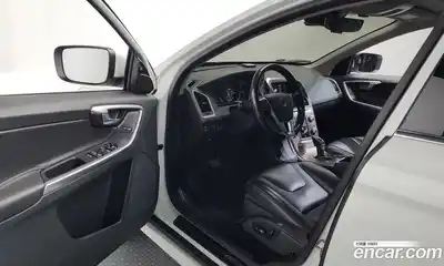 Volvo XC60 2017 2.0 автомат (гидро), миниатюра 10