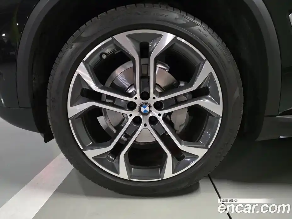 BMW X5 2022 3.0 автомат (гидро), фото 17