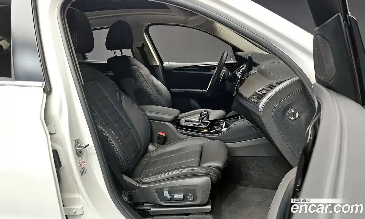 BMW X4 2022 2.0 автомат (гидро), фото 16