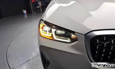 BMW X4 2022 2.0 автомат (гидро), миниатюра 8