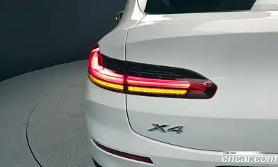 BMW X4 2022 2.0 автомат (гидро), миниатюра 9