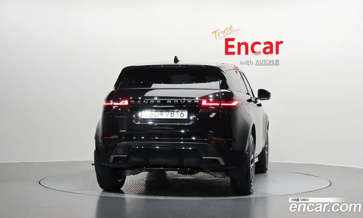 Land Rover Range Rover Evoque 2025 2.0 автомат (гидро), фото 4