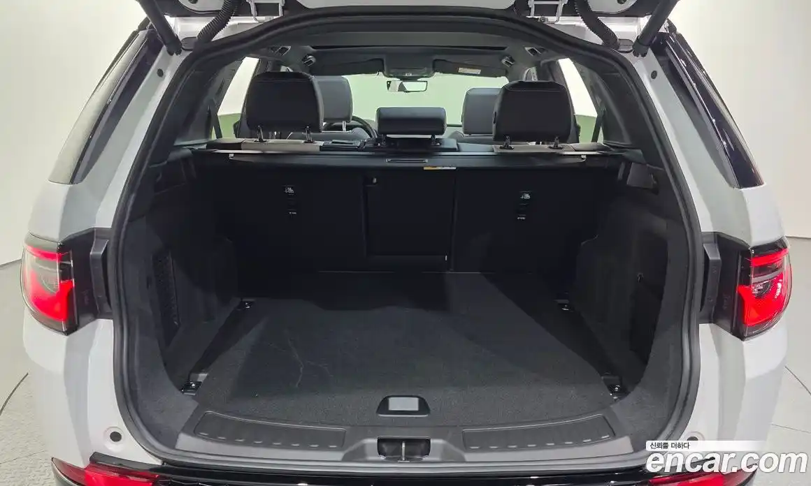 Land Rover Discovery Sport 2025 2.0 автомат (гидро), фото 10