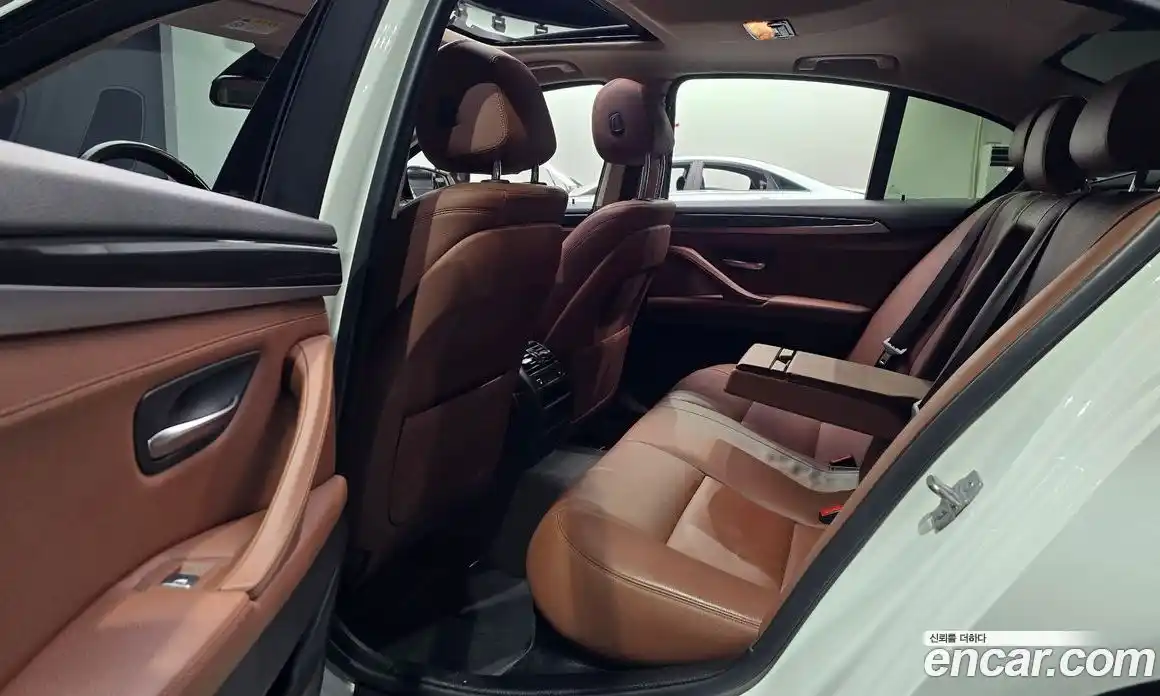 BMW 5 серия 2016 2.0 автомат (гидро), фото 12