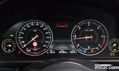 BMW 5 серия 2016 2.0 автомат (гидро), миниатюра 8
