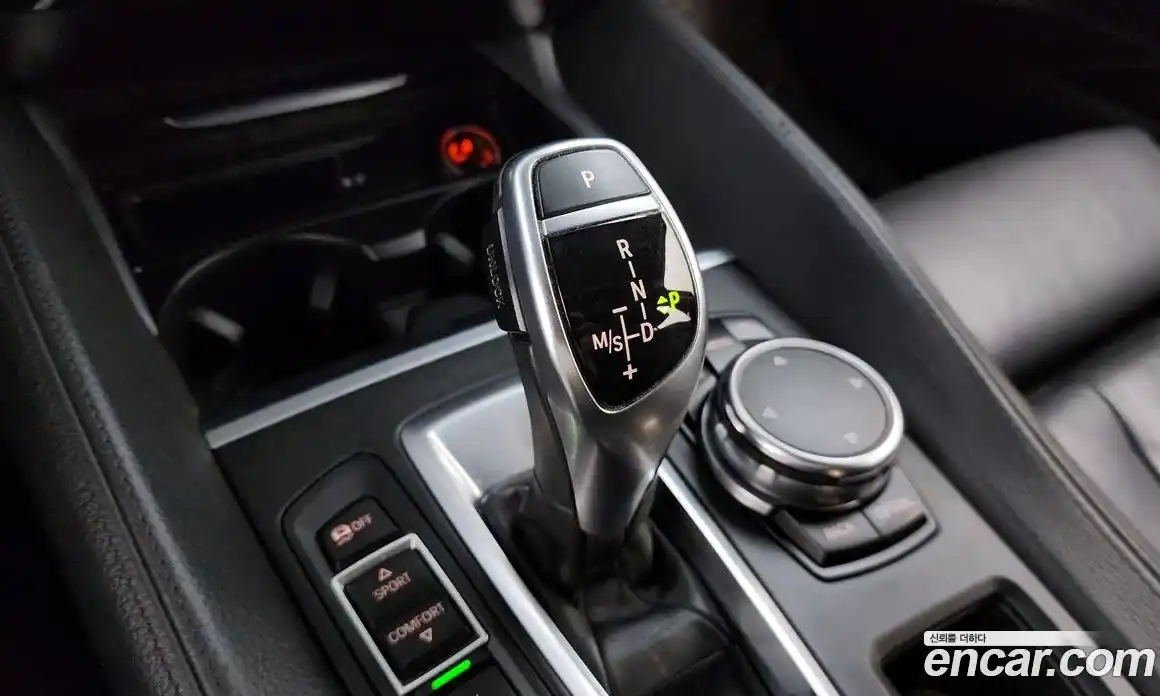 BMW X6 2016 3.0 автомат (гидро), фото 11