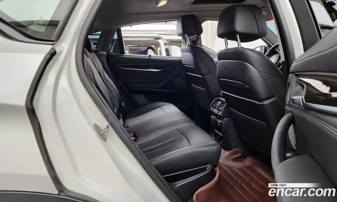 BMW X6 2016 3.0 автомат (гидро), фото 17